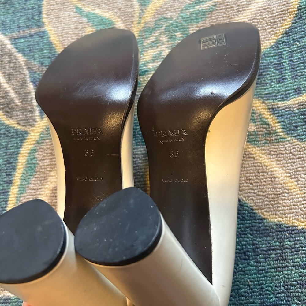 Prada Cream Leather Round Toe Pumps Size 36| US 6 - Picture 6 of 7